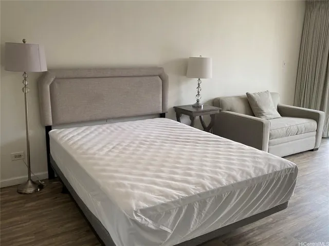 $1,800 | 364 Seaside Avenue, Unit 606, Honolulu, HI 96815