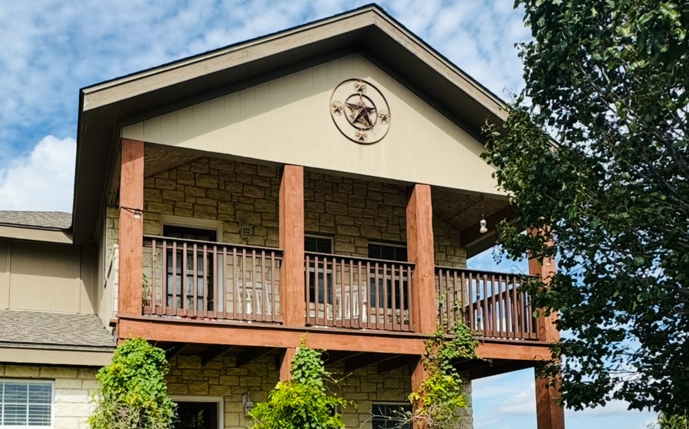 2334 County Road 464 Elgin, TX 78621 - Photo 3 of 39 a view of a house with a small window