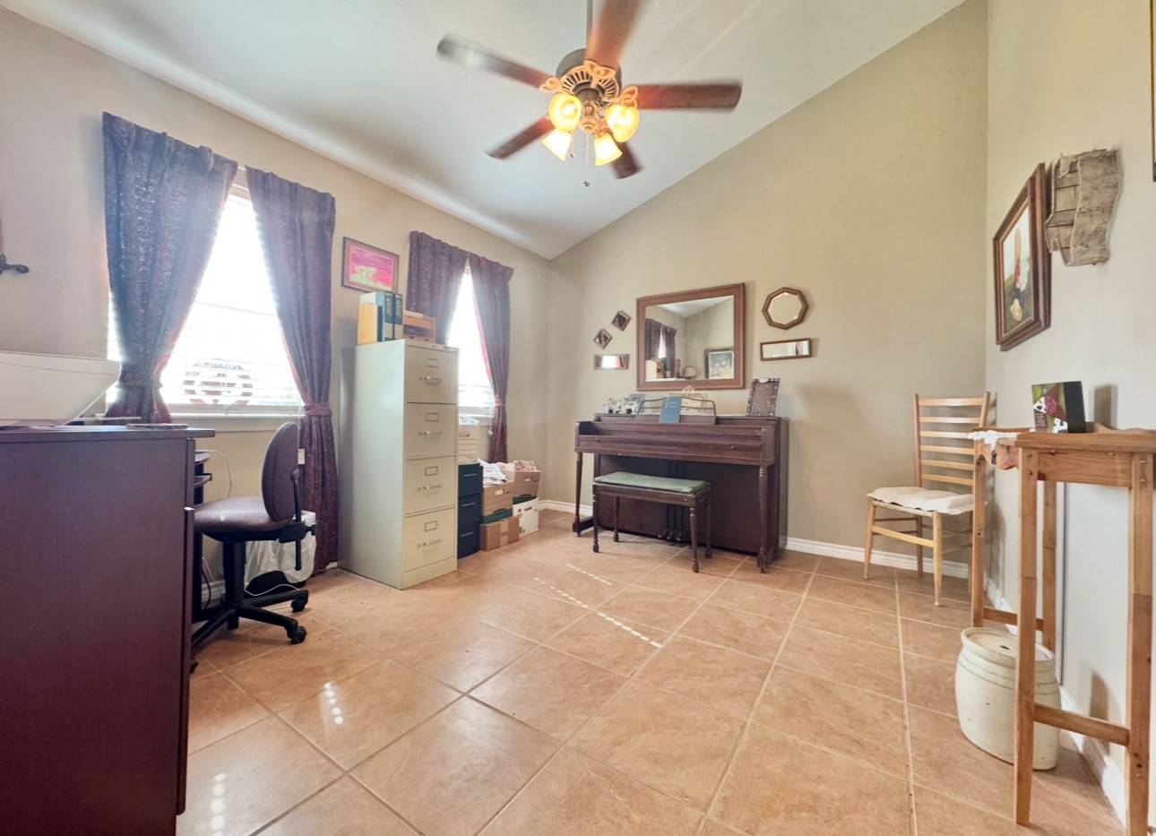 2334 County Road 464 Elgin, TX 78621 - Photo 8 of 39