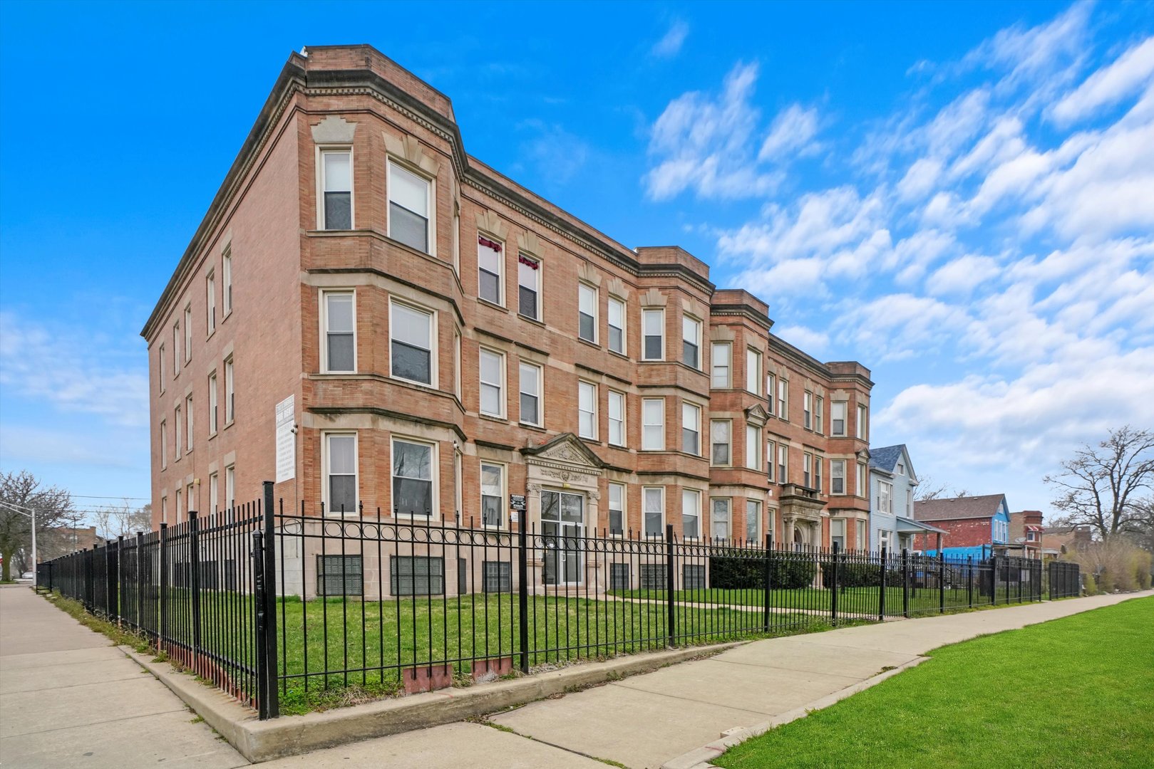 7152 South Emerald Avenue Chicago, IL 60621 - Photo 4 of 24