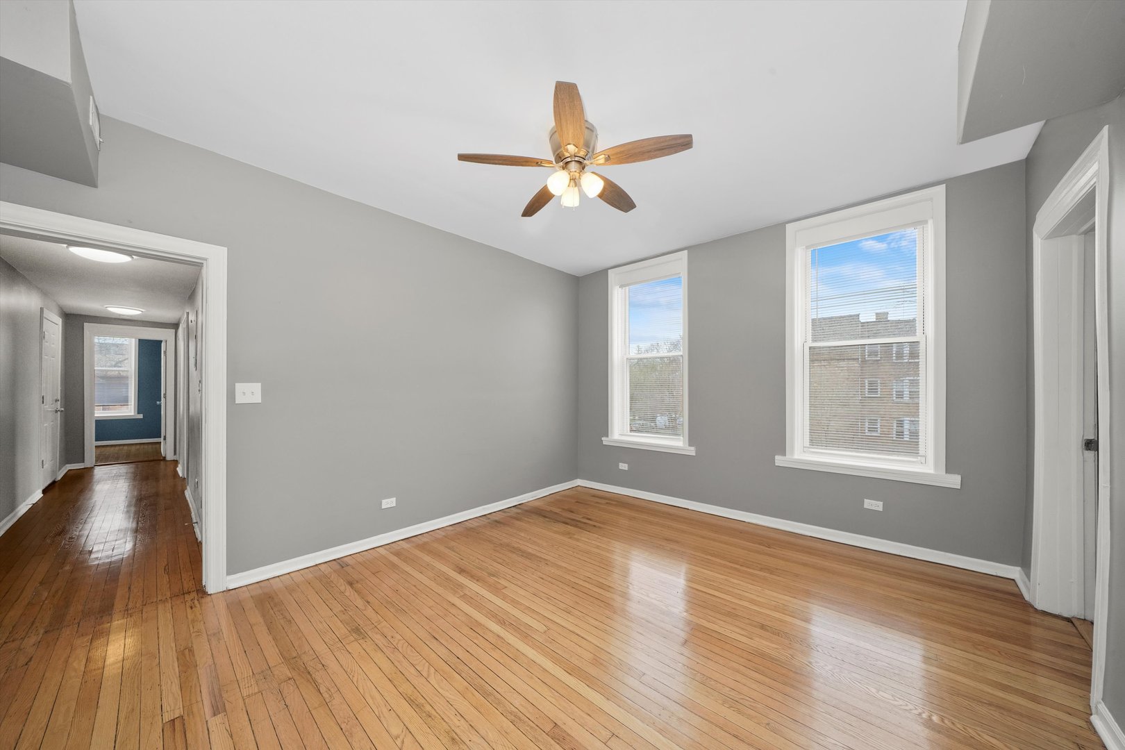 7152 South Emerald Avenue Chicago, IL 60621 - Photo 8 of 24