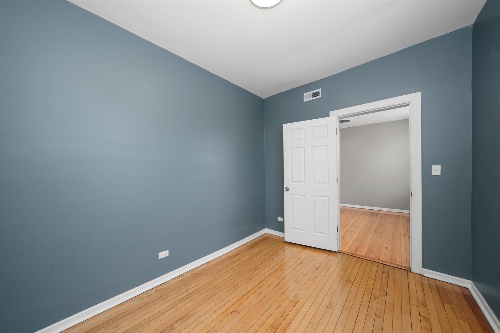 7152 South Emerald Avenue Chicago, IL 60621 - Photo 10 of 24