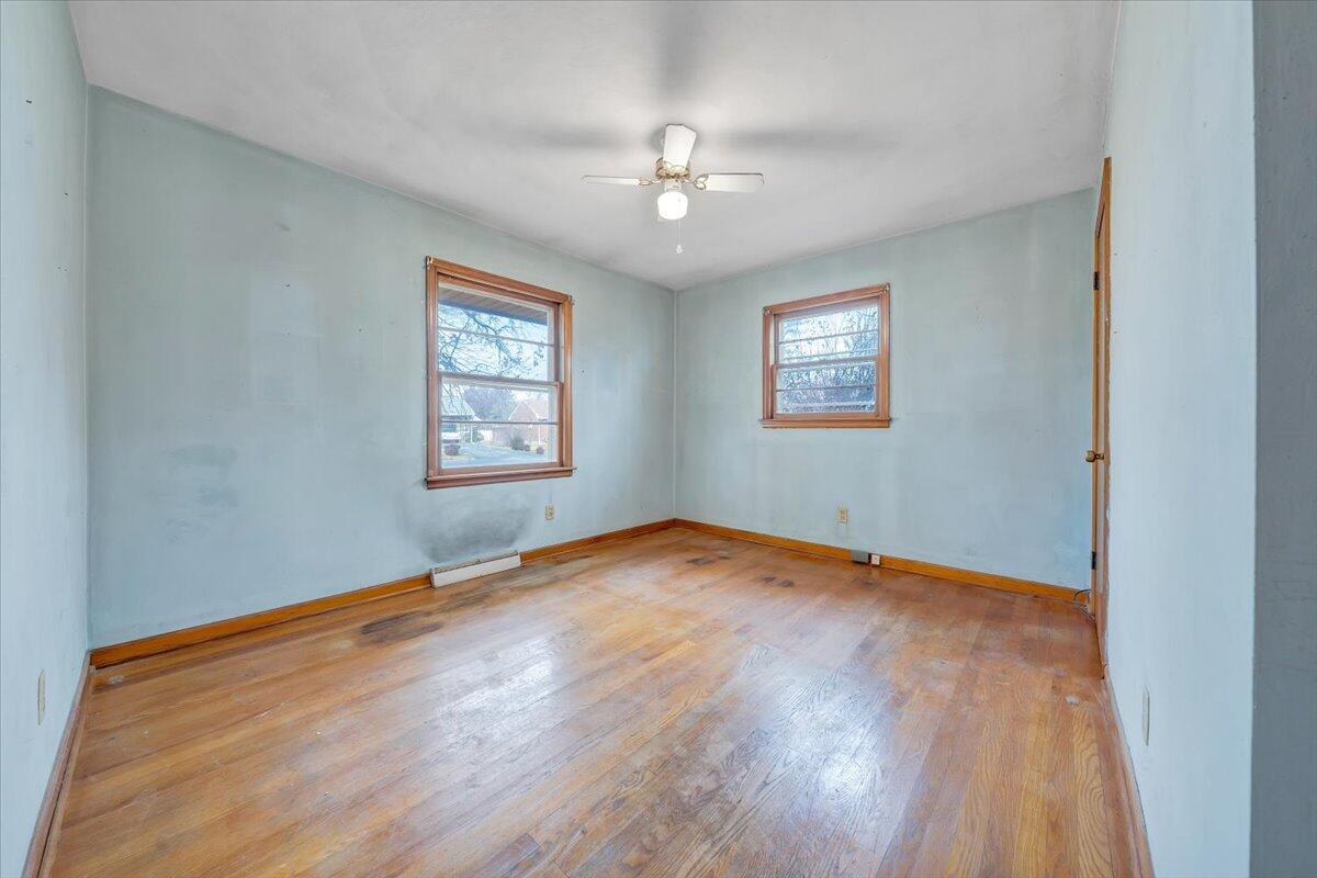 5769 Littleton Road Roanoke, VA 24012 - Photo 12 of 21 17-MIB09270