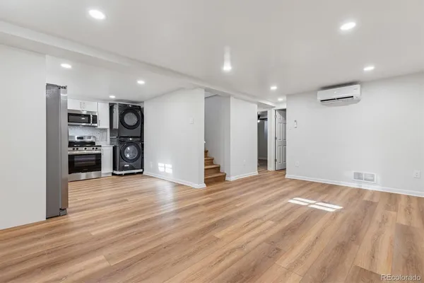 $3,500 | 3305 Olive Street, Denver, CO 80207