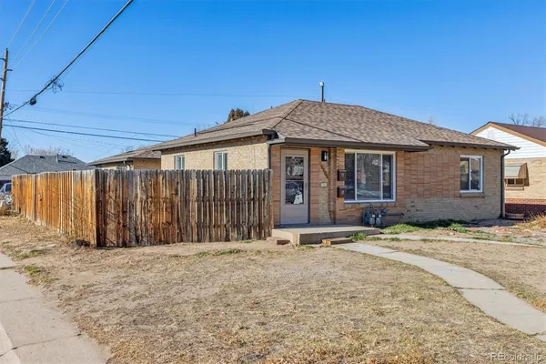 $3,500 | 3305 Olive Street, Denver, CO 80207