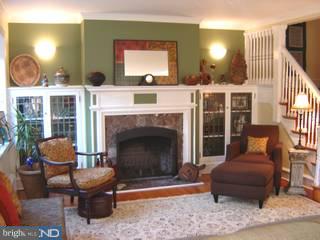 516 East Durham Street Philadelphia, PA 19119 - Photo 3 of 6