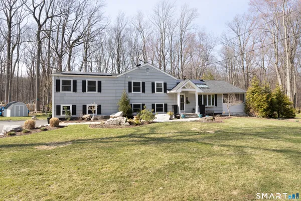 $1,299,000 | 19 Half Mile Common, Westport, CT 06880