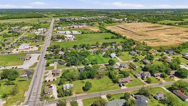 $175,000 | 104 East Main Street, Gunter, TX 75058