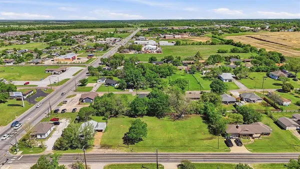 $175,000 | 104 East Main Street, Gunter, TX 75058