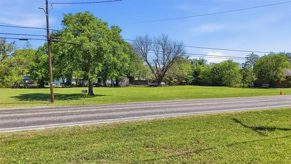 $175,000 | 104 East Main Street, Gunter, TX 75058