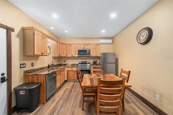$1,300,000 | 13869 South Highway 475, Summerfield, FL 34491
