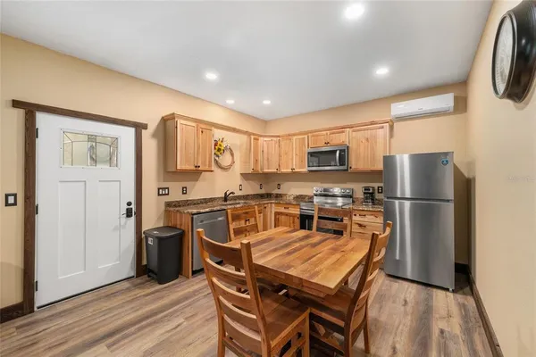 $1,300,000 | 13869 South Highway 475, Summerfield, FL 34491