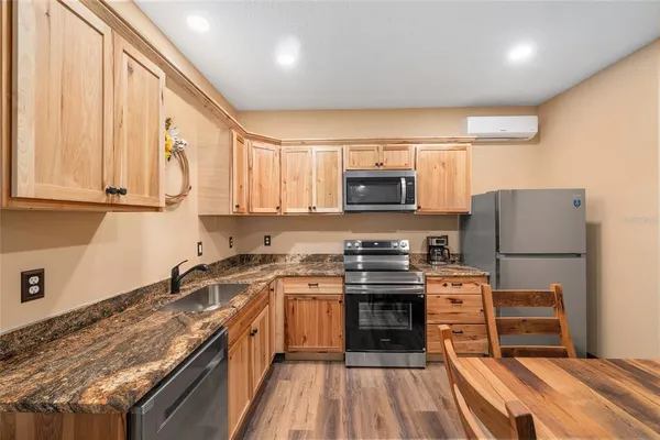 $1,300,000 | 13869 South Highway 475, Summerfield, FL 34491