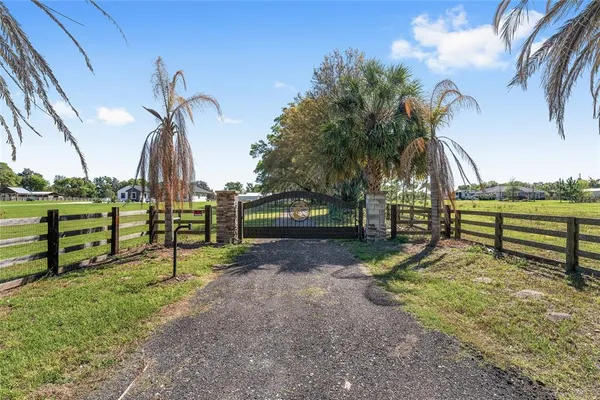 $1,300,000 | 13869 South Highway 475, Summerfield, FL 34491
