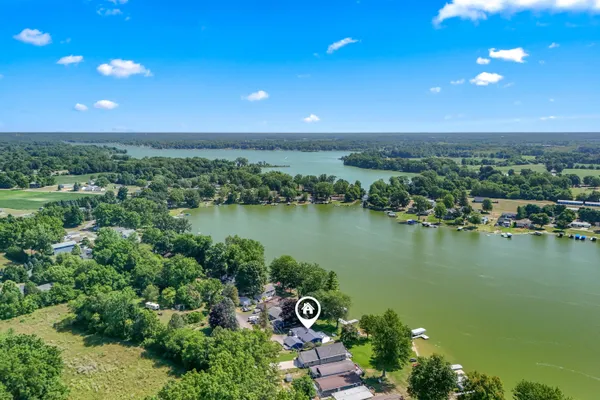 $559,900 | 181 Dons Drive, Quincy, MI 49082