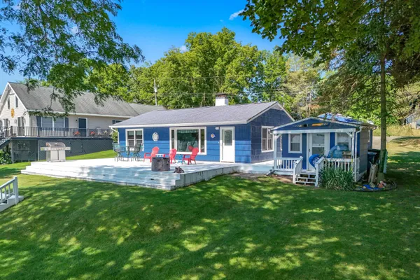 $559,900 | 181 Dons Drive, Quincy, MI 49082