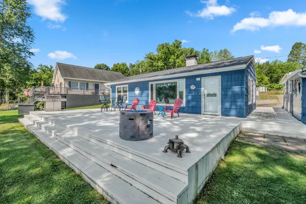 $559,900 | 181 Dons Drive, Quincy, MI 49082