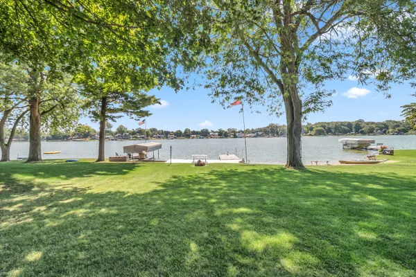 $559,900 | 181 Dons Drive, Quincy, MI 49082