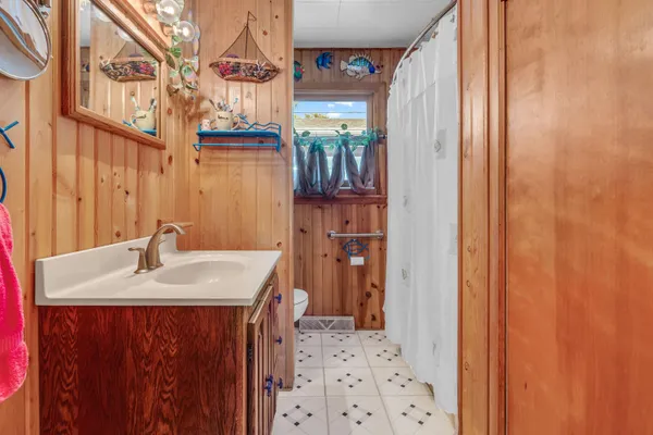 $559,900 | 181 Dons Drive, Quincy, MI 49082