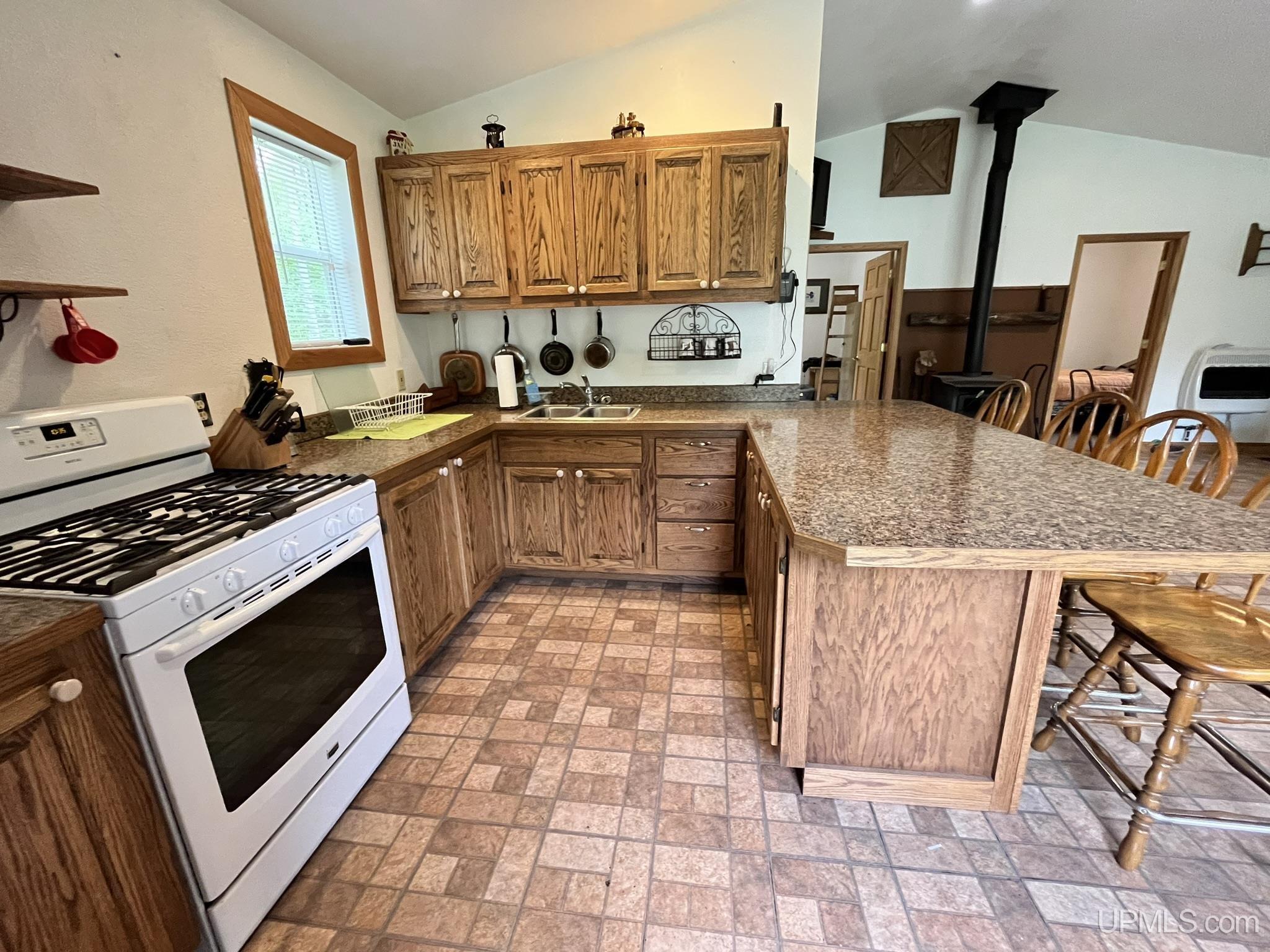 568 East Edge Road Germfask, MI 49836 - Photo 3 of 36 Gallery Image 3