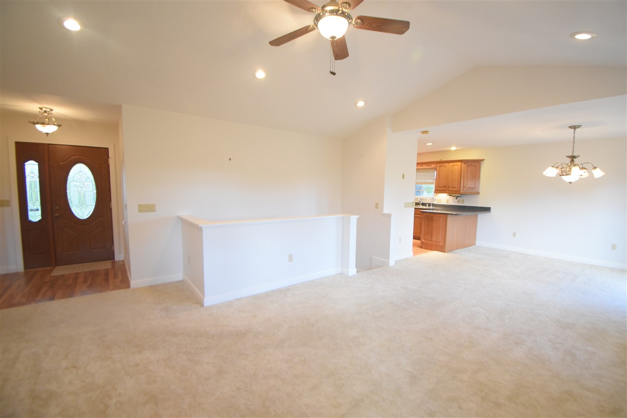1320 East Bennington Road Owosso, MI 48867 - Photo 5 of 28 50025457-4.JPG