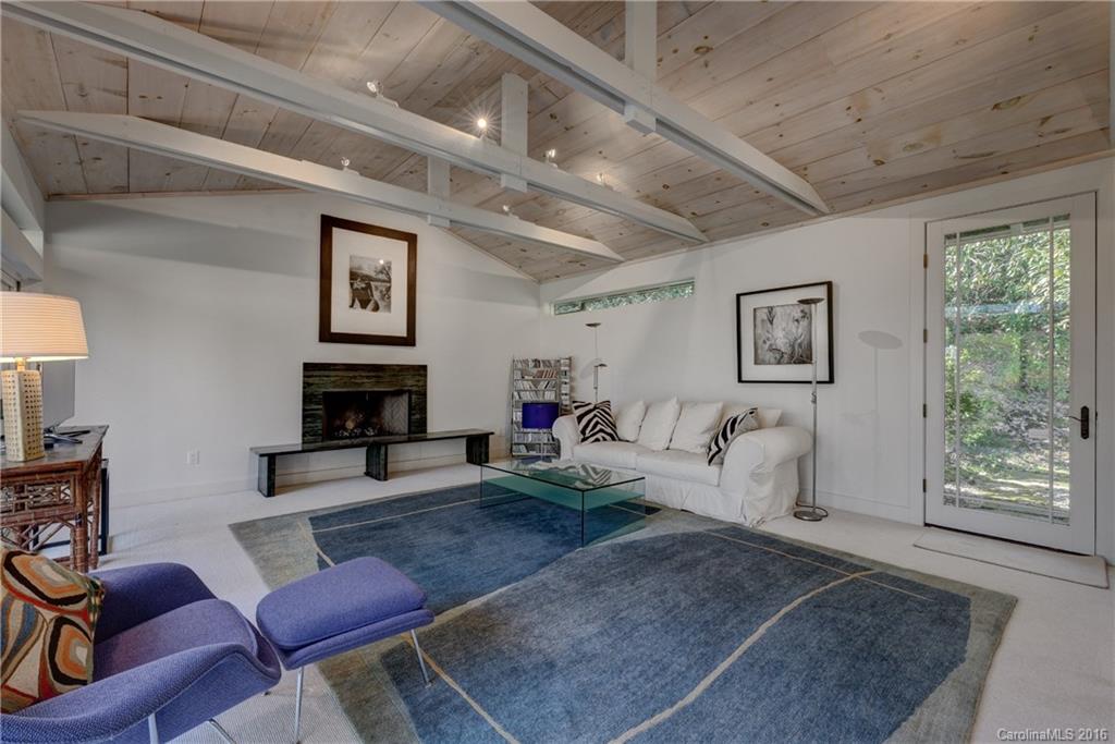 342 Timber Ridge Drive, Unit 38 Cashiers, NC 28717 - Photo 19 of 24 Gallery Image 19