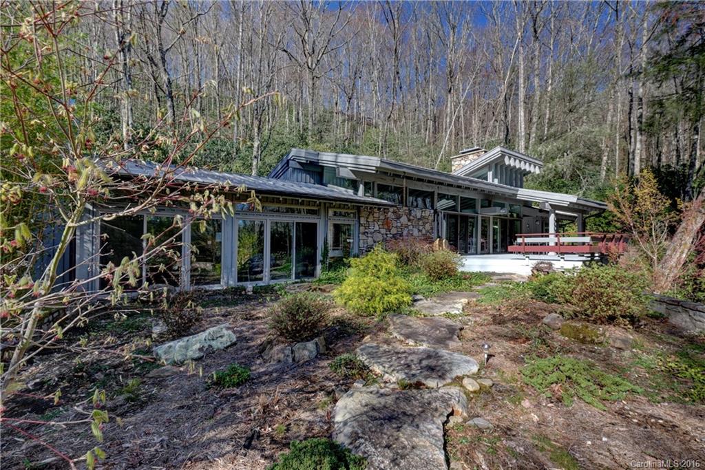 342 Timber Ridge Drive, Unit 38 Cashiers, NC 28717 - Photo 6 of 24 Gallery Image 6