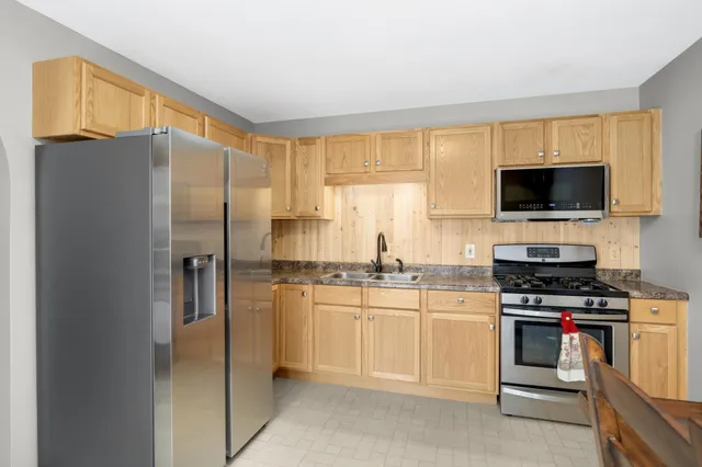 $349,900 | 7950 242nd Lane Northeast, Stacy, MN 55079