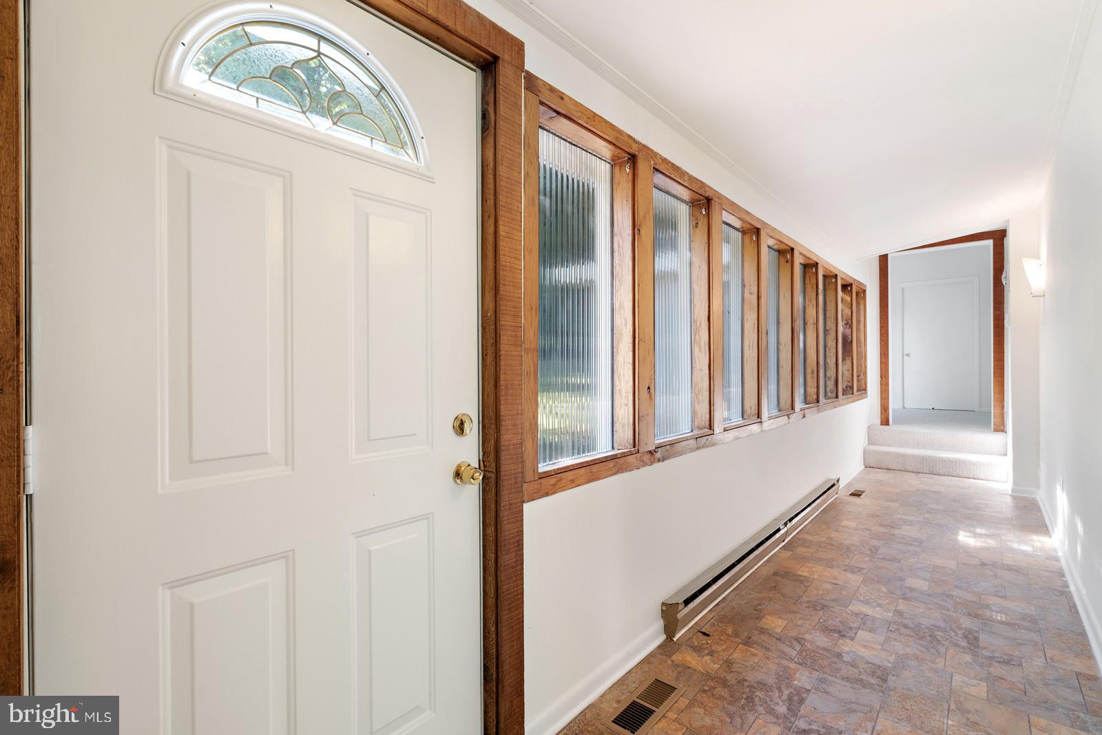 6721 Springhouse Lane Marshall, VA 20115 - Photo 13 of 43 Main Level