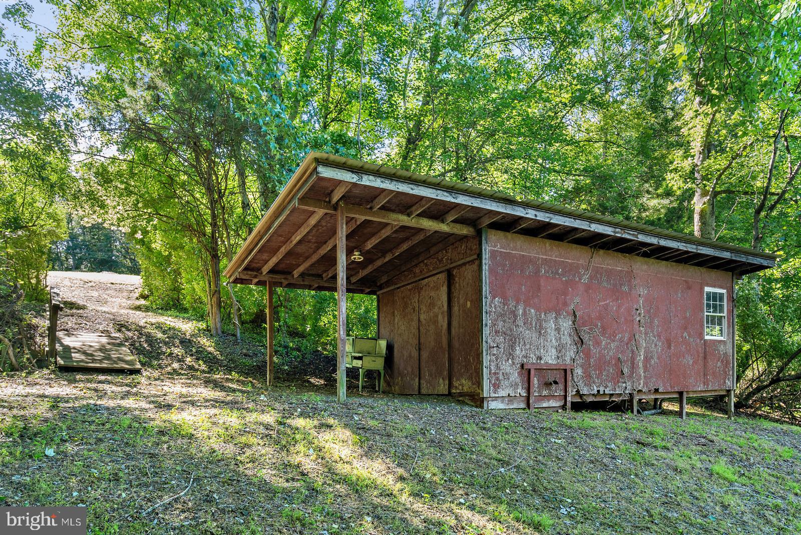 6721 Springhouse Lane Marshall, VA 20115 - Photo 3 of 43 Potting Shed w/Elec and Plumbing/BA HU