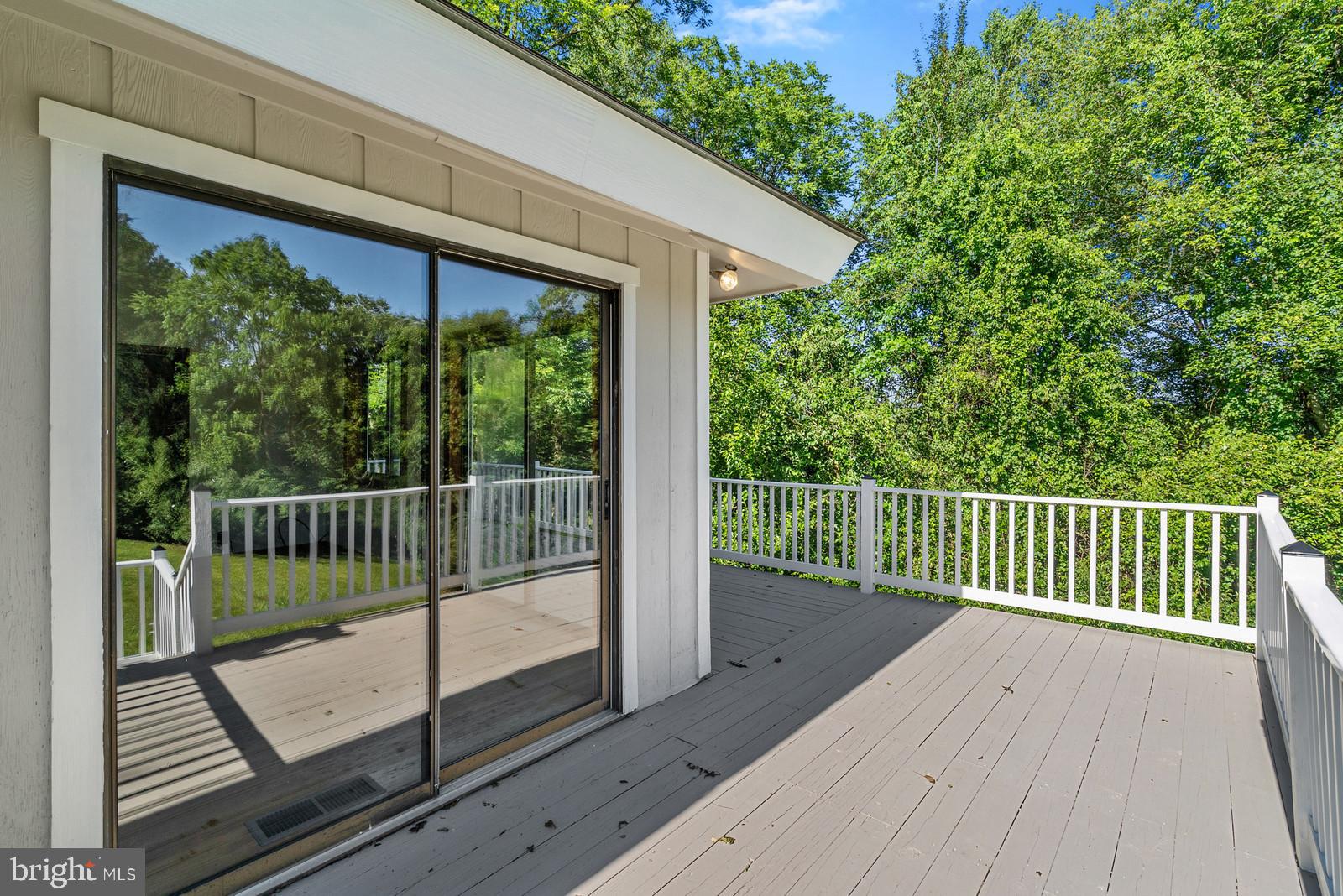 6721 Springhouse Lane Marshall, VA 20115 - Photo 7 of 43 Slider off Great Room
