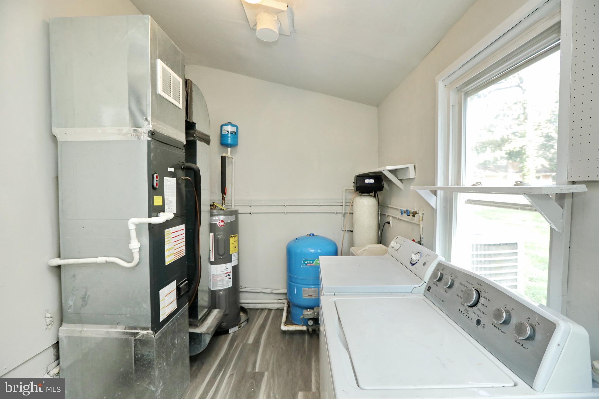 4984 Leonardtown Road Waldorf, MD 20601 - Photo 22 of 23 Laundry (well pump & water treatment system)