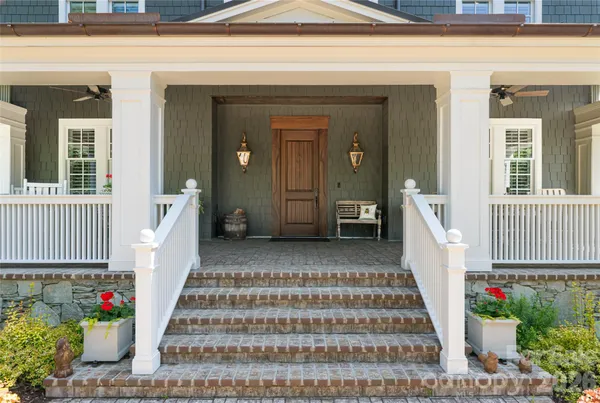 $3,497,500 | 1 Cedar Chine, Asheville, NC 28803
