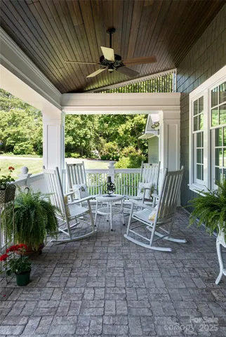 $3,497,500 | 1 Cedar Chine, Asheville, NC 28803