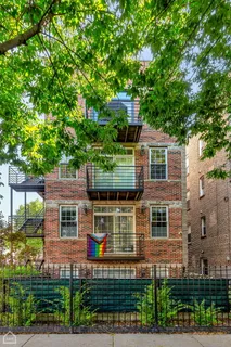 $430,000 | 2701 West Hirsch Street, Unit 2, Chicago, IL 60622