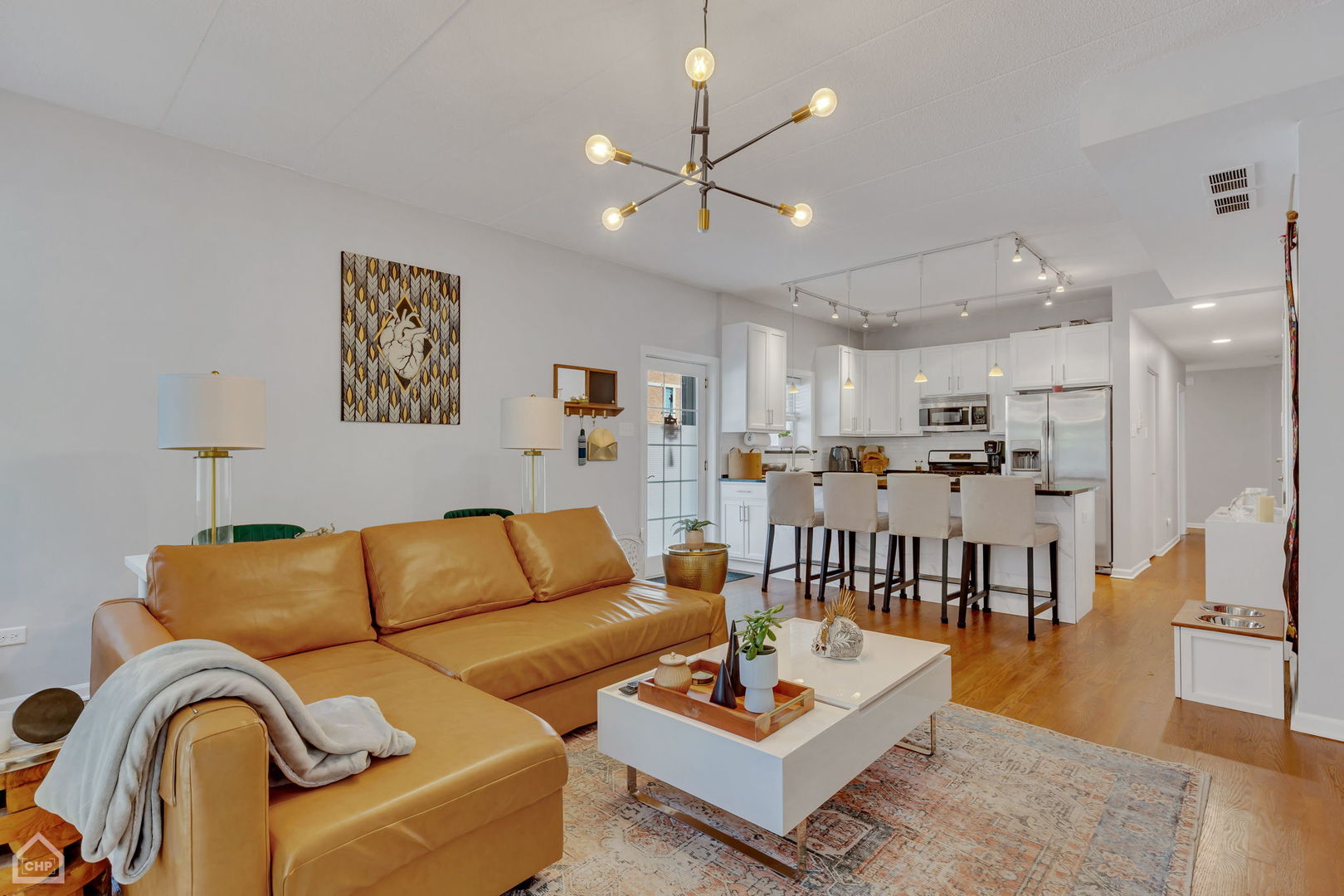 2701 West Hirsch Street, Unit 2 Chicago, IL 60622 - Photo 3 of 30