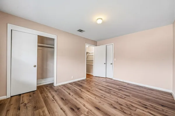 $2,200 | 4501 Willowbend Boulevard, Houston, TX 77035