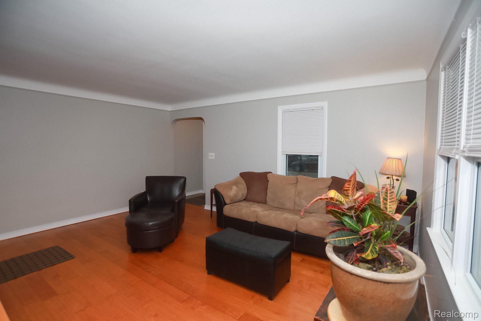3096 Devondale Road Rochester, MI 48309 - Photo 19 of 41 1X1A0373.JPG