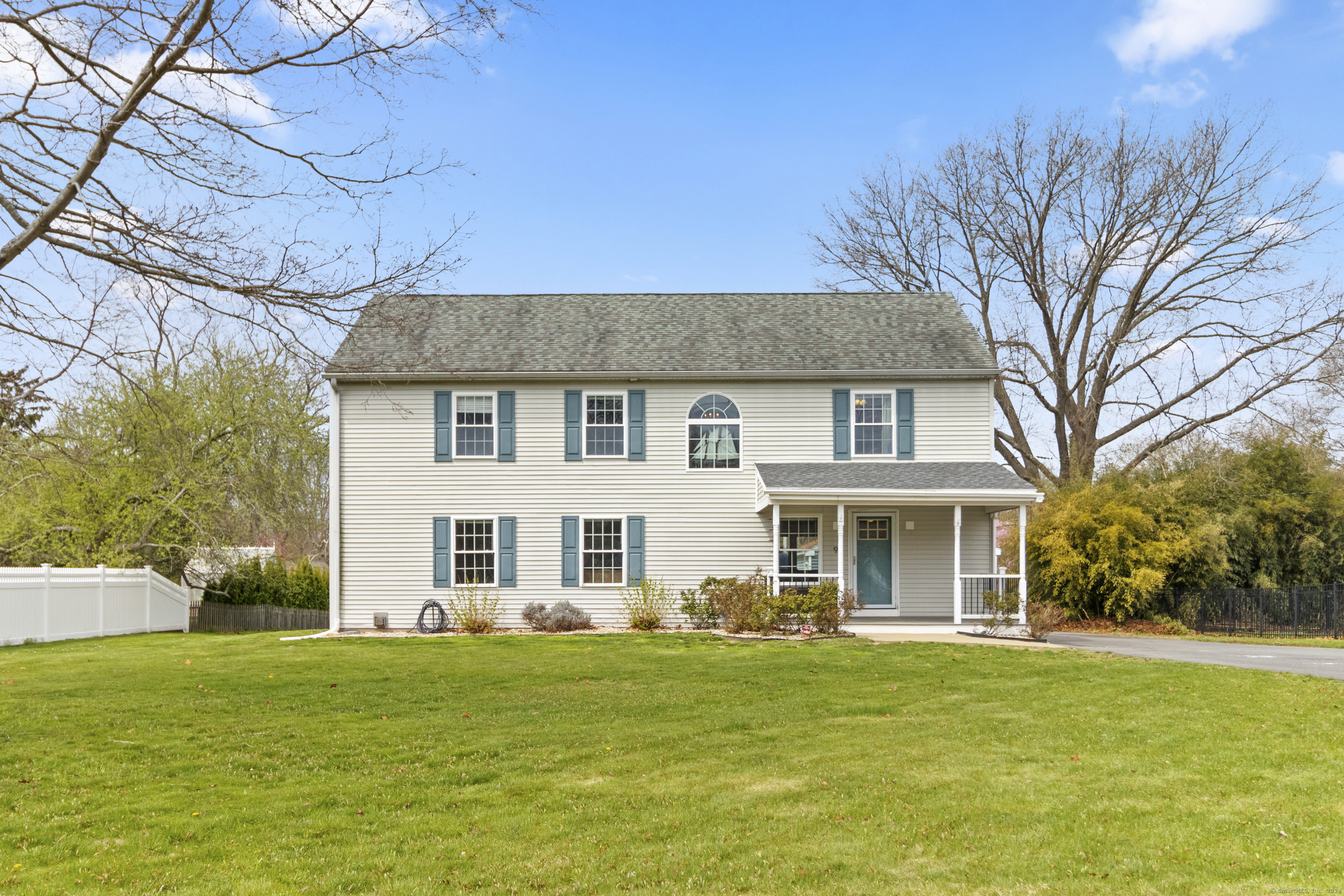 91 Mungertown Road Madison, CT 06443 - Photo 1 of 1
