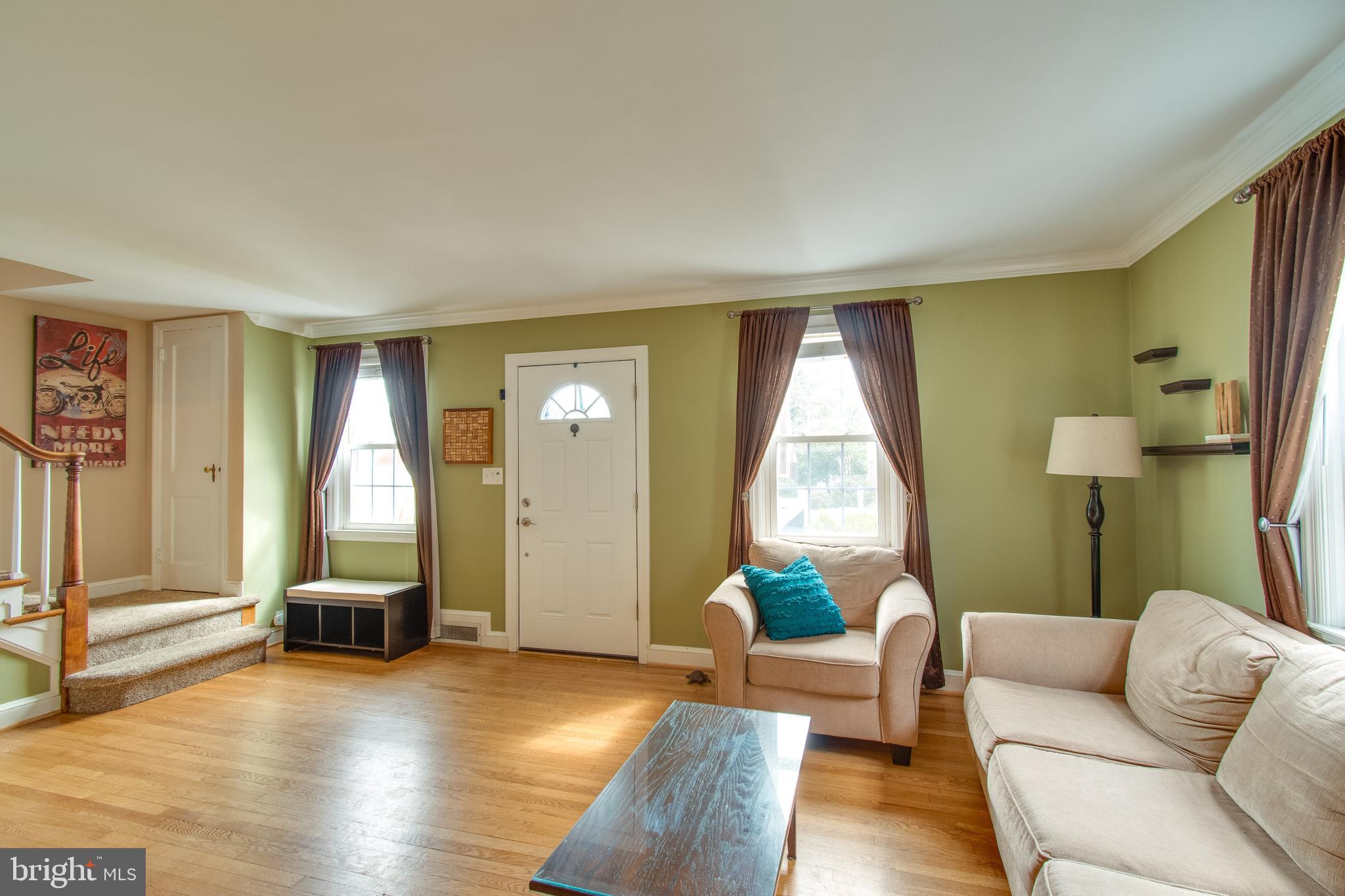 2 Tanglewood Road Catonsville, MD 21228 - Photo 9 of 33 Original Hardwood Floors