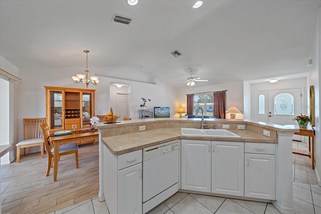 880 Horizon Road Venice, FL 34293 - Photo 19 of 39 Gallery Image 19