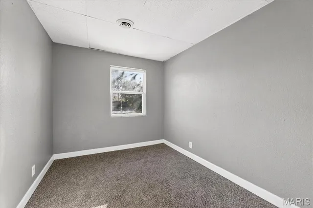 $99,900 | 300 St Kevin Street, Cahokia, IL 62206