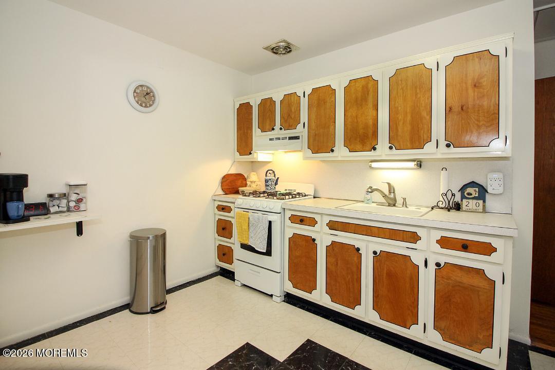 17 Robin Street, Unit A Manchester Township, NJ 08759 - Photo 7 of 14 IMG_1062