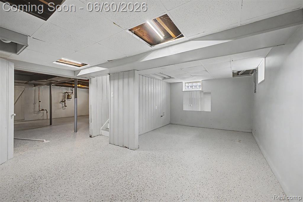 10883 Balfour Road Detroit, MI 48224 - Photo 23 of 30