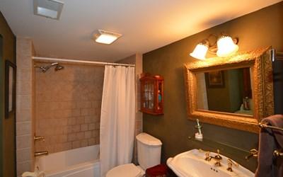 3468 Thompson Road Springfield, TN 37172 - Photo 12 of 20 Bathroom