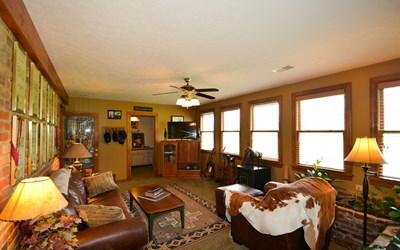 3468 Thompson Road Springfield, TN 37172 - Photo 4 of 20 Entertainment Room