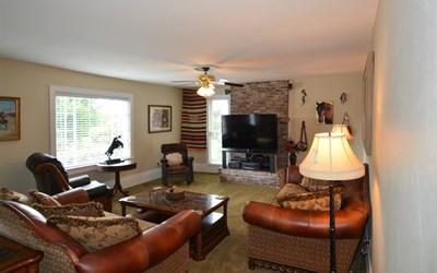 3468 Thompson Road Springfield, TN 37172 - Photo 9 of 20 Livingroom