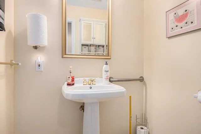 $675,000 | 7721 5th Street, Mattawan, MI 49071