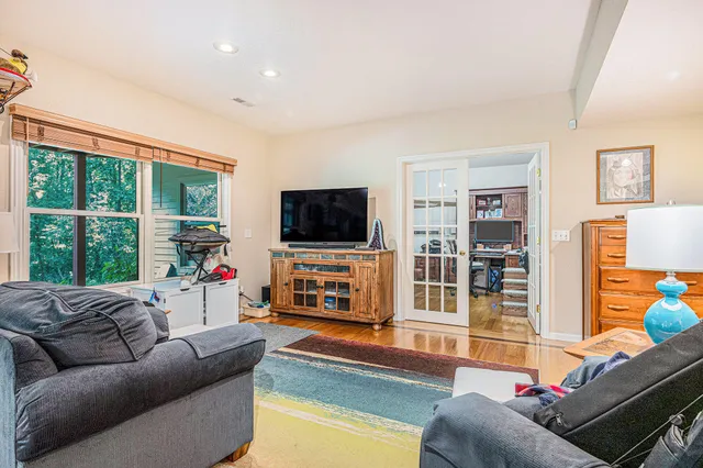 $675,000 | 7721 5th Street, Mattawan, MI 49071