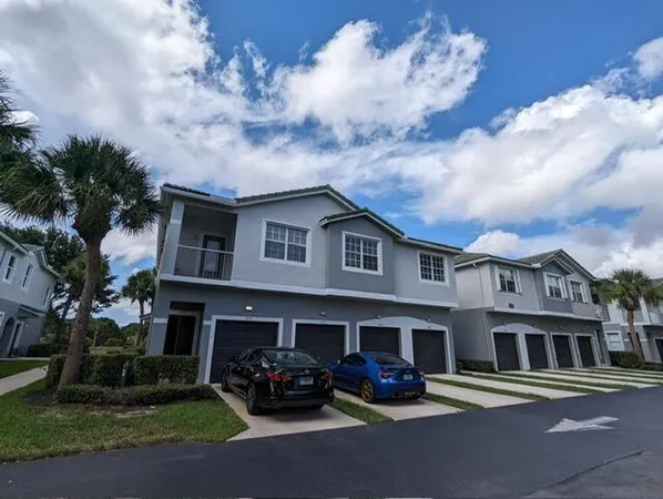 $2,100 | 3075 Grandiflora Drive, Greenacres, FL 33467